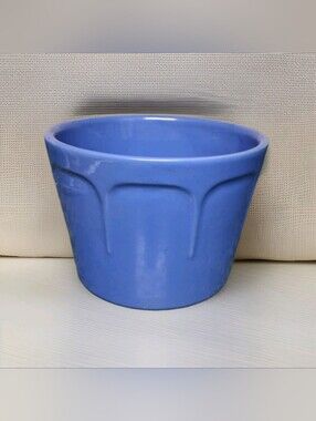 Vintage Unmarked Blue Pottery Planter 4 x 6